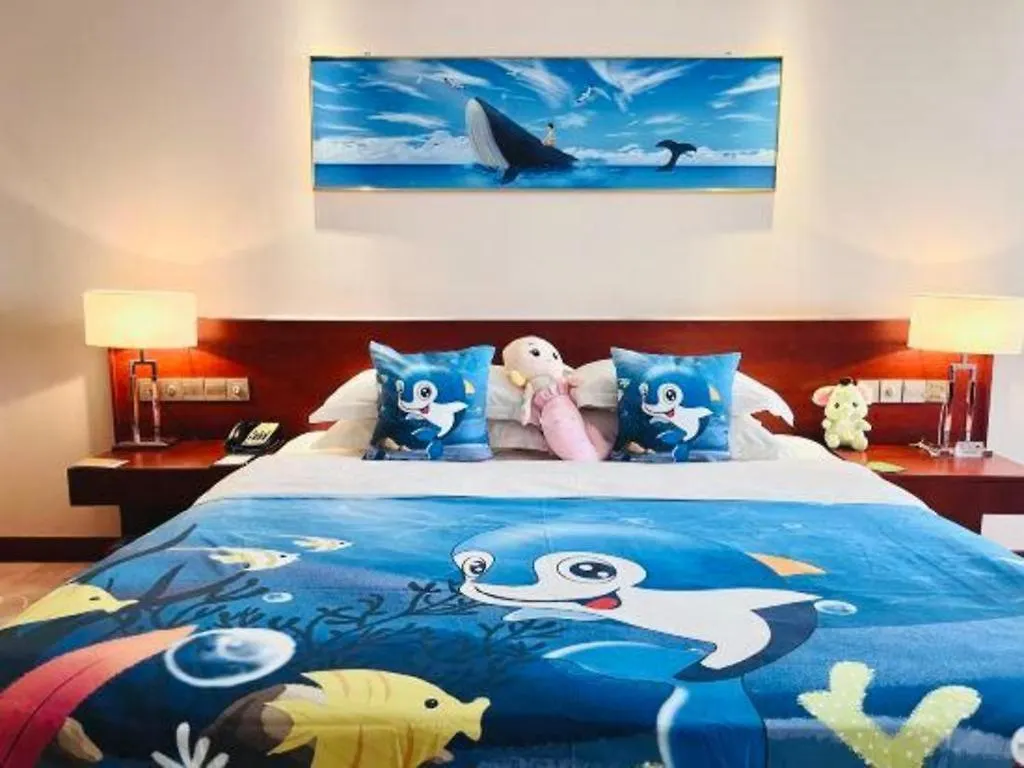 Grand Metropark Hotel Shangqiu 5*,  China